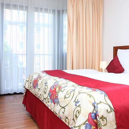 מונסטר Cityhotel Amadeus מראה חיצוני תמונה