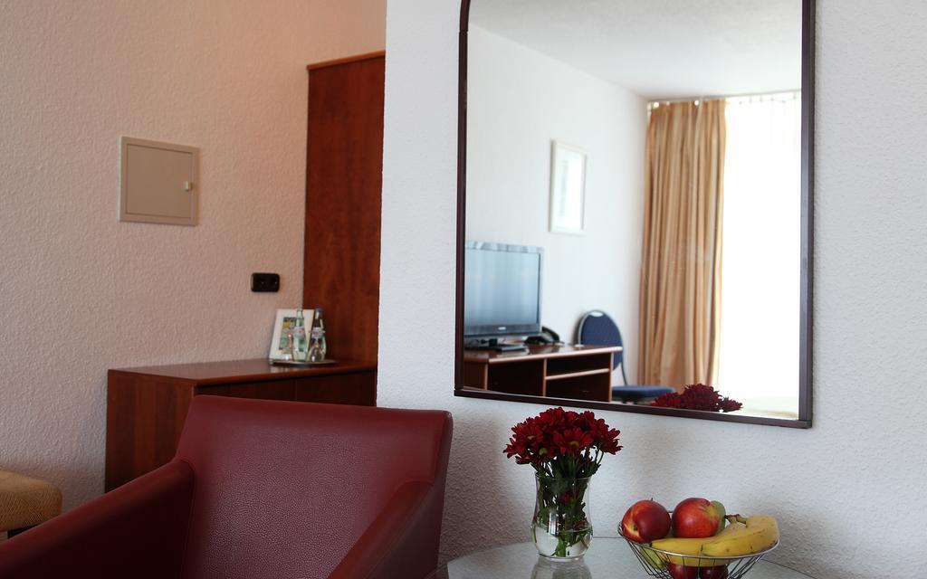 מונסטר Cityhotel Amadeus חדר תמונה